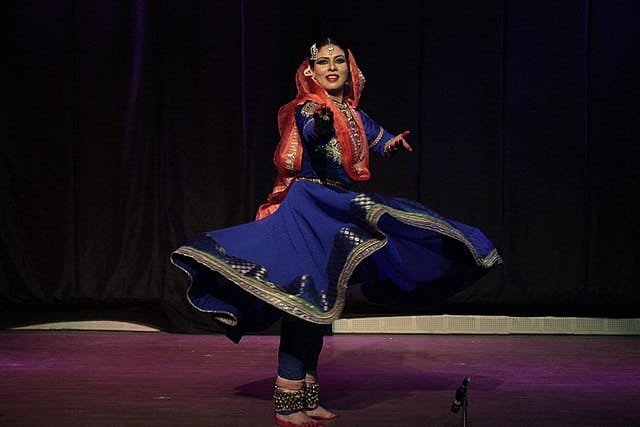 Penari Kathak Sheema Kermani tampil di Pakistan, simbol perlawanan dan seni perempuan