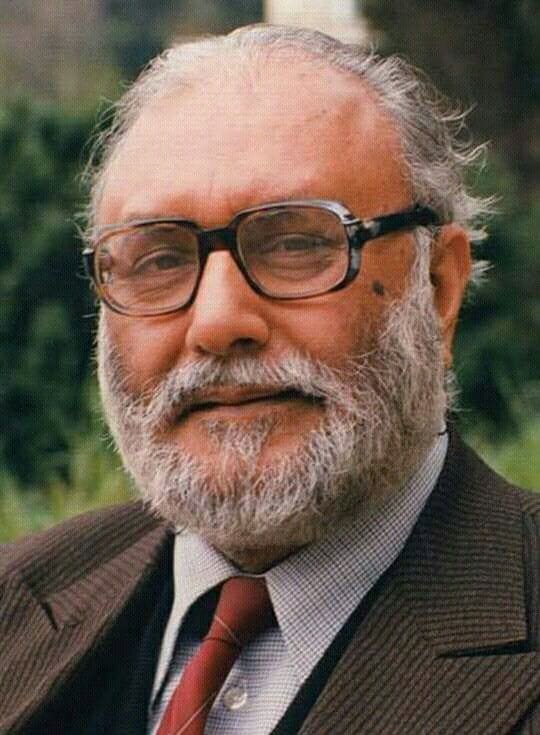Abdus Salam bersama Steven Weinberg dan Sheldon Glashow, rekan penemu Teori Elektrolemah, saat menerima Hadiah Nobel 1979