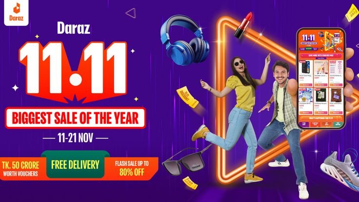 Anak muda Pakistan berbelanja online melalui marketplace lokal di kafe modern Karachi.