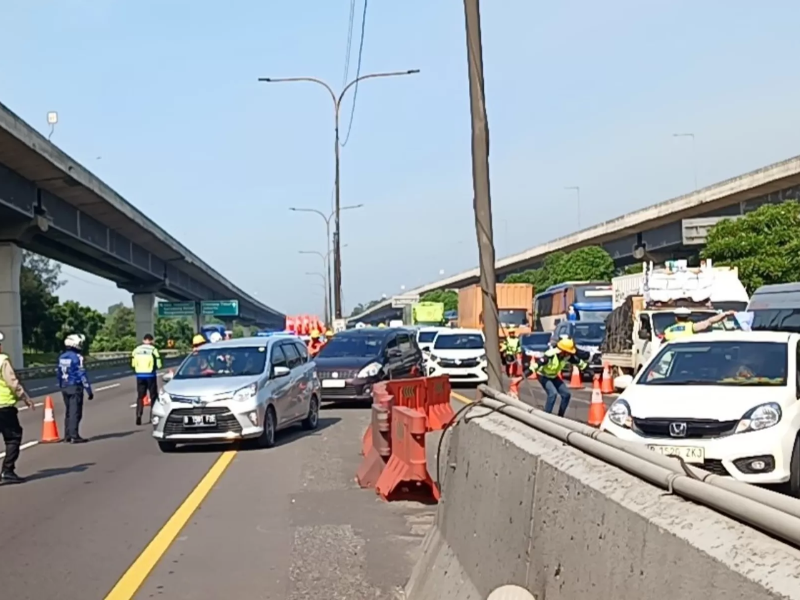 Contraflow Tol Japek