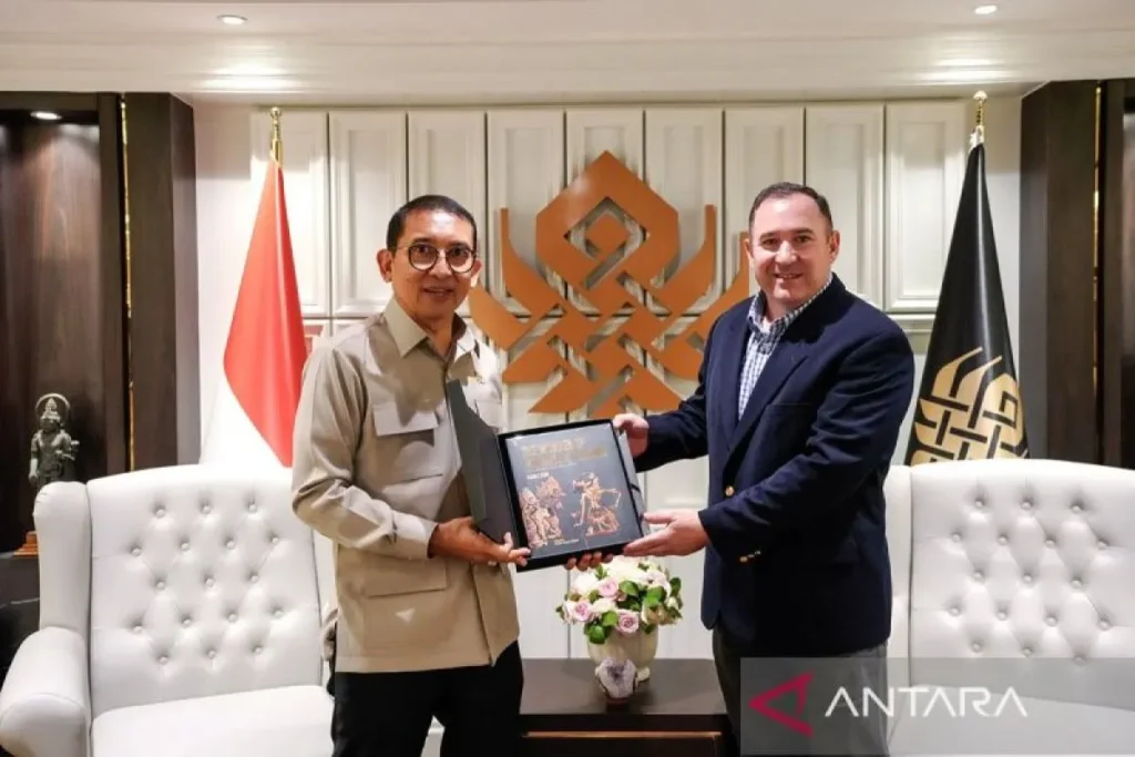 pemulangan artefak