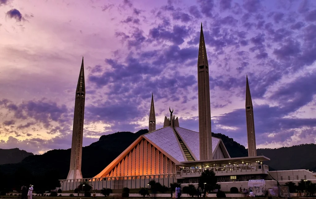 Masjid Shah Faisal Islamabad