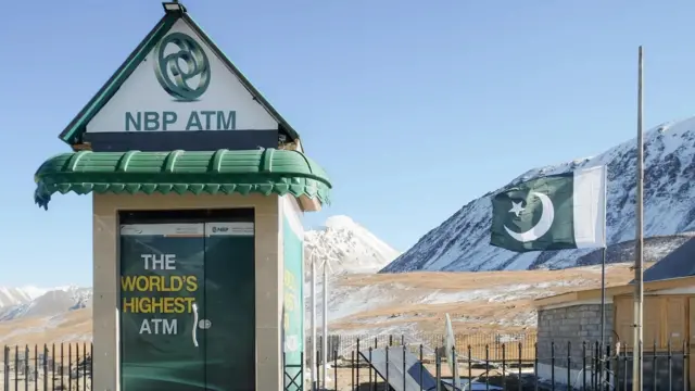 ATM Tertinggi Dunia Pakistan