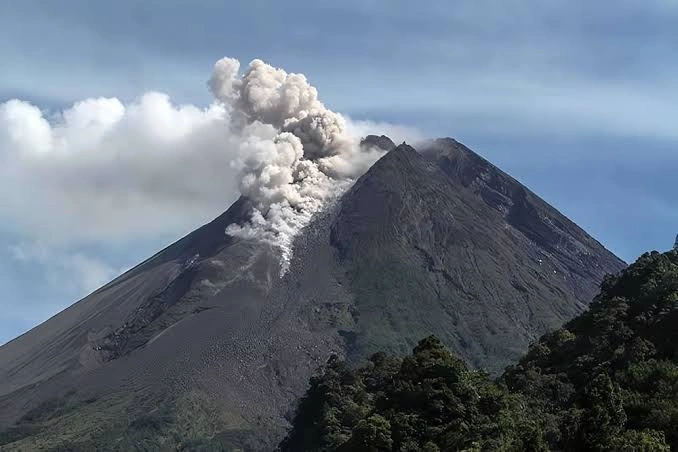 Gunung Berapi Aktif di Indonesia
