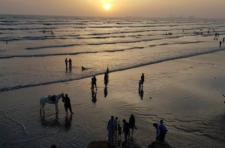 Pantai di Karachi Pakistan