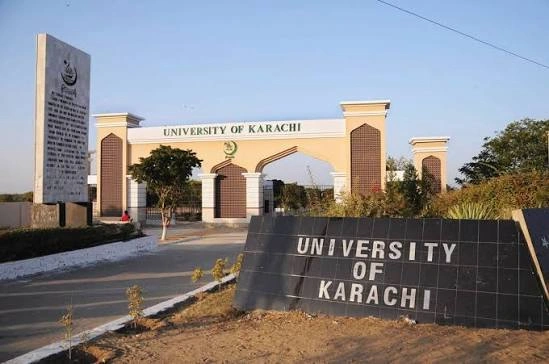 Universitas Terbaik di Karachi Pakistan