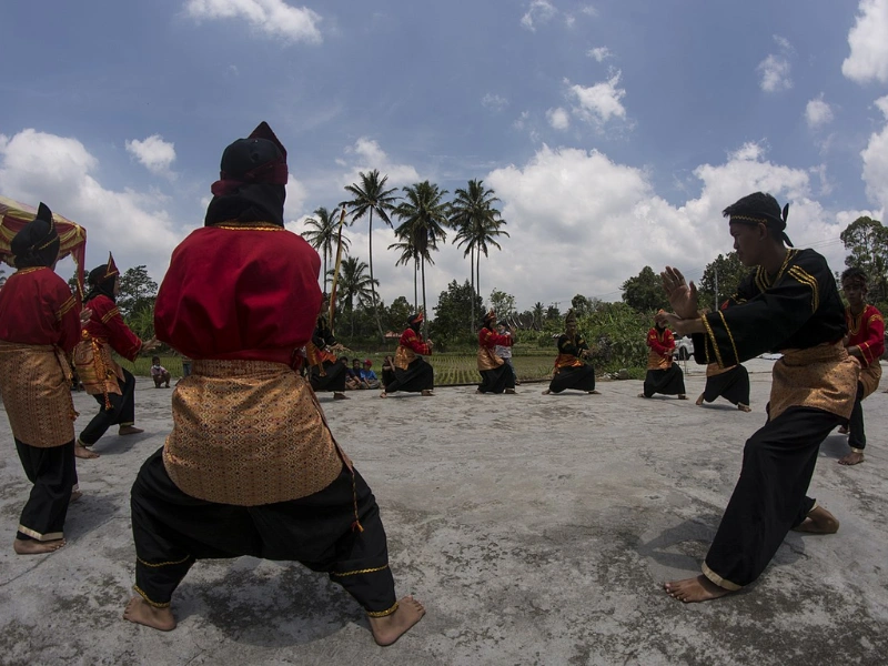 seni pertunjukan randai