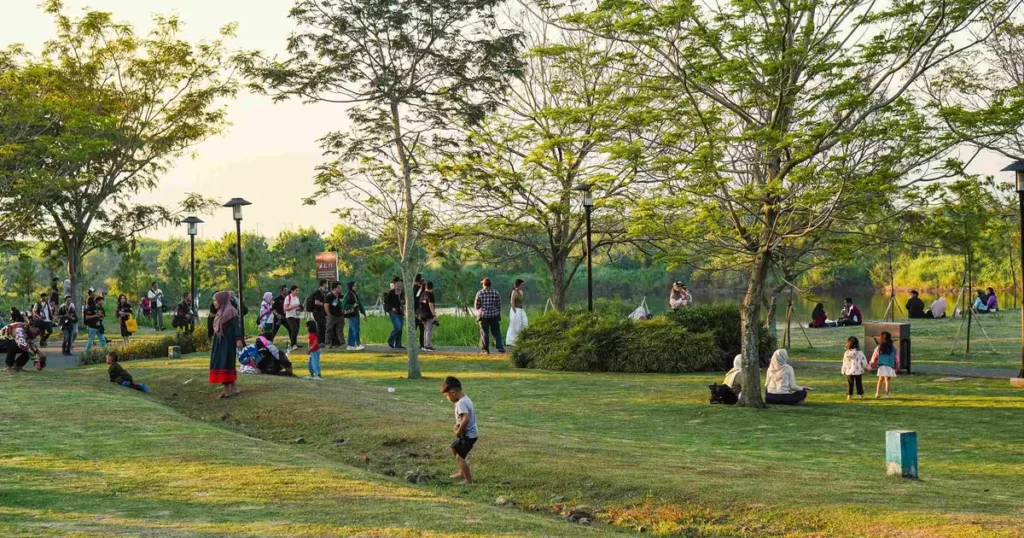 taman warga terluas