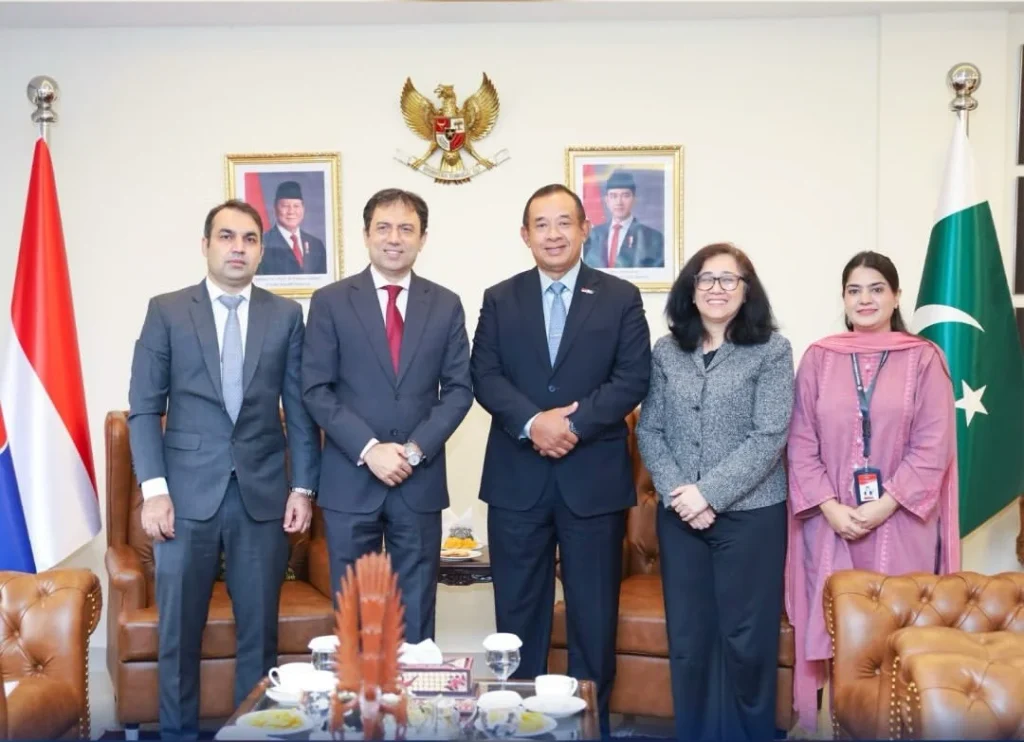 persaingan usaha Indonesia-Pakistan