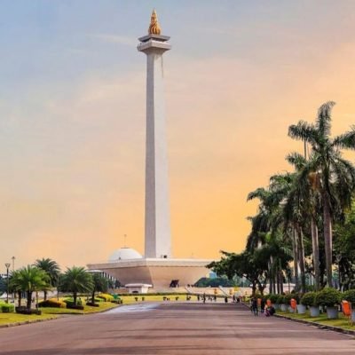 2 Monumen Nasional