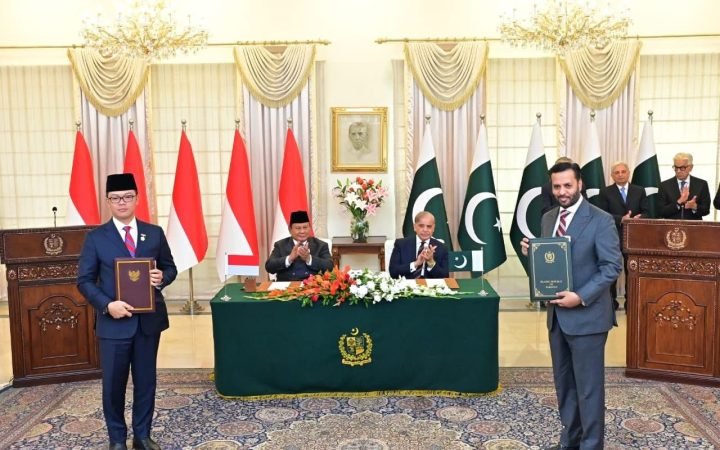 WhatsApp Image 2025-12-09 at 19.09.34 (1)