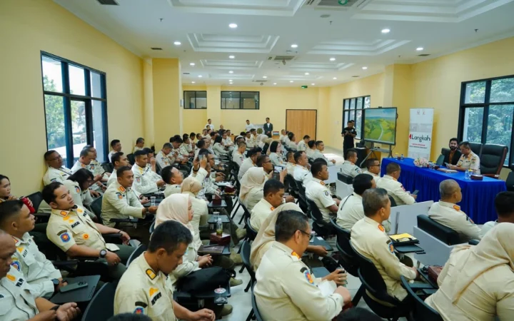 foto 2 - pelatihan komunikasi satpol pp